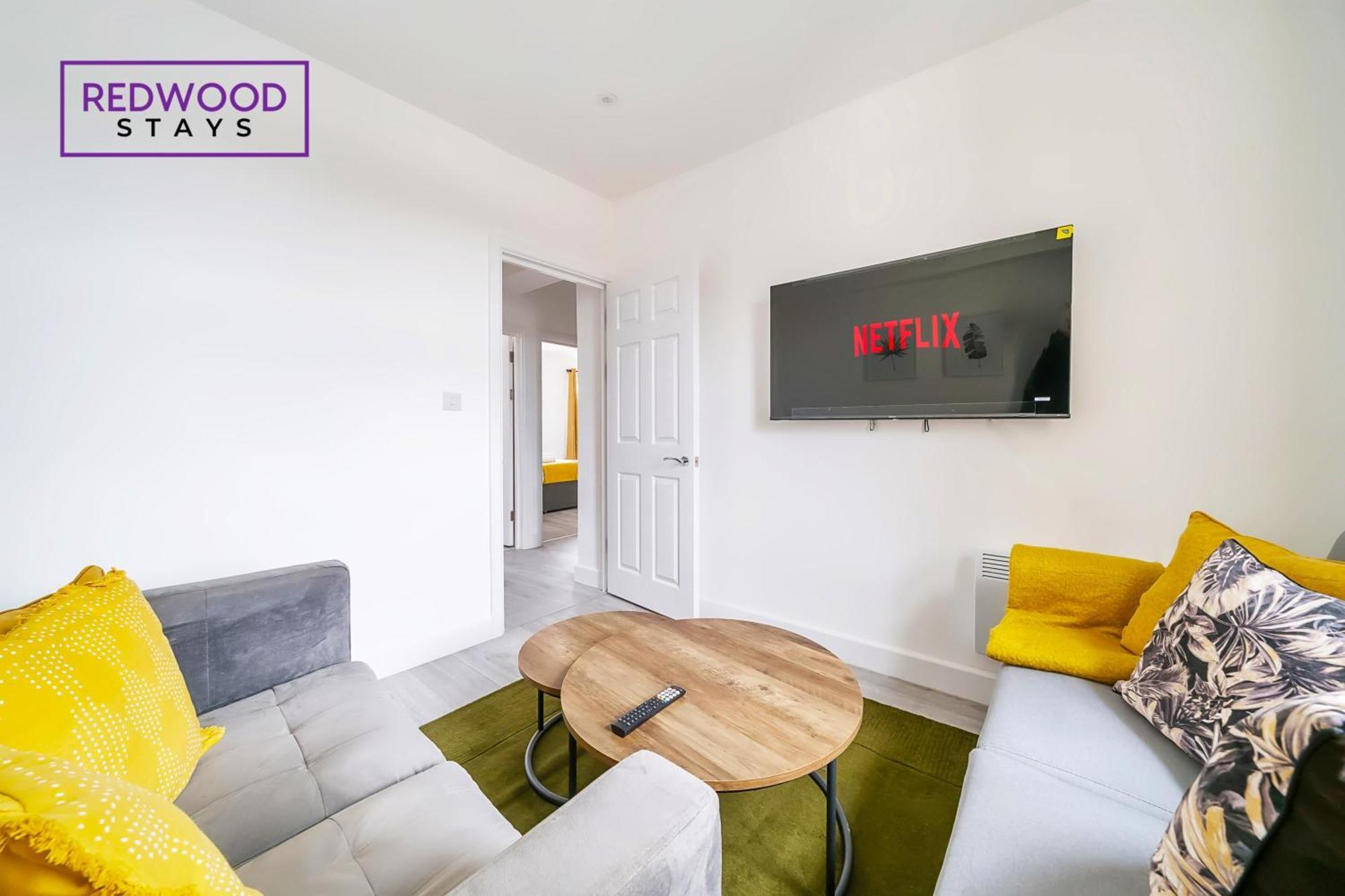 Brand New, 2 Bed 1 Bath, Modern Town Center Apartment, Free Wifi & Netflix By Redwood Stays الدرشوت المظهر الخارجي الصورة