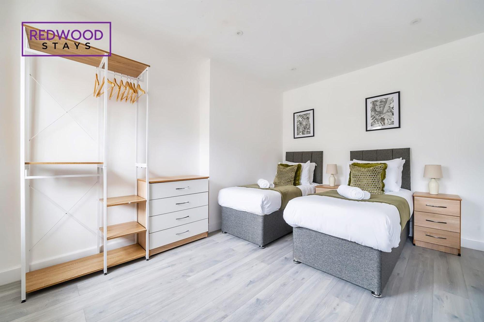 Brand New, 2 Bed 1 Bath, Modern Town Center Apartment, Free Wifi & Netflix By Redwood Stays الدرشوت المظهر الخارجي الصورة