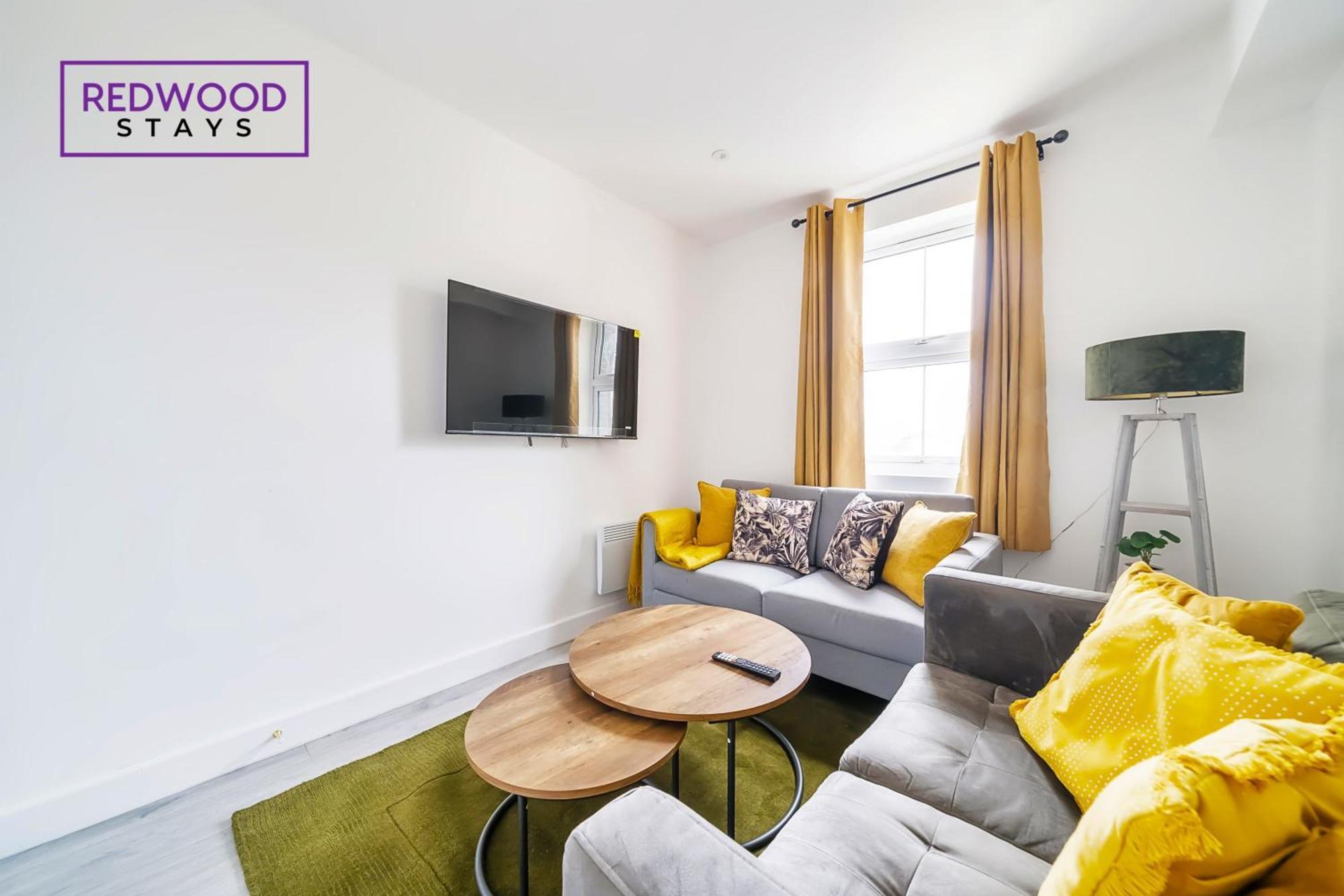 Brand New, 2 Bed 1 Bath, Modern Town Center Apartment, Free Wifi & Netflix By Redwood Stays الدرشوت المظهر الخارجي الصورة
